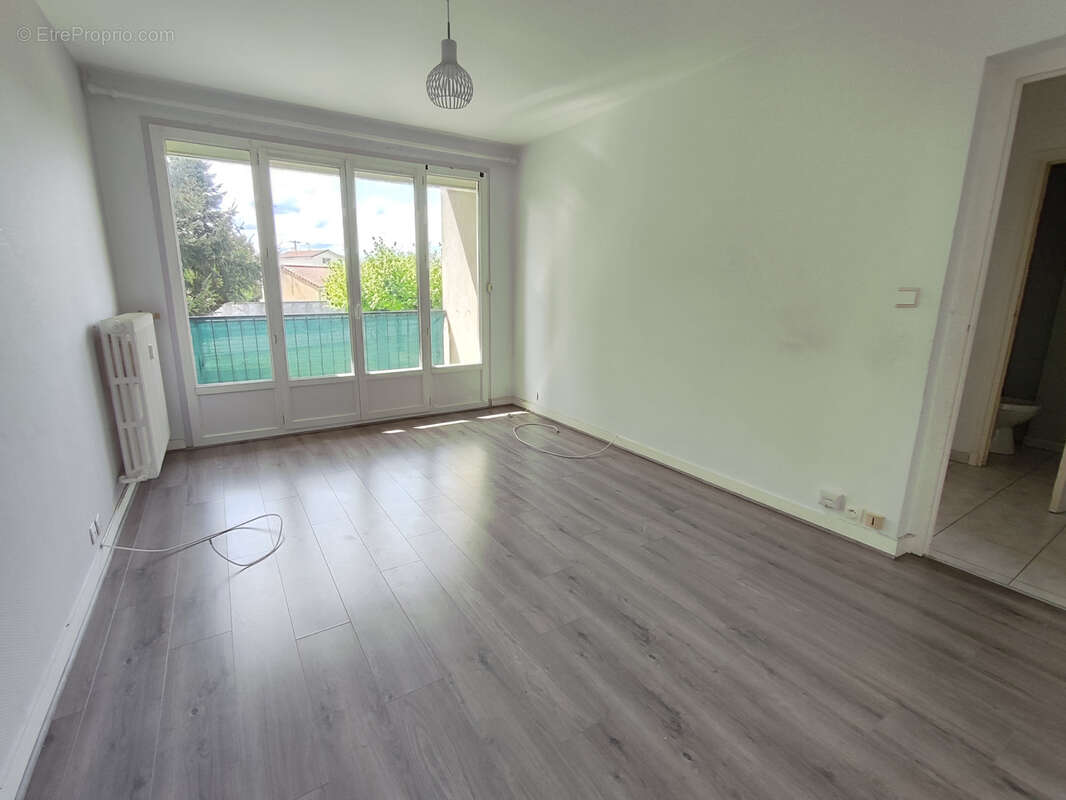 Appartement à SAINT-CYPRIEN
