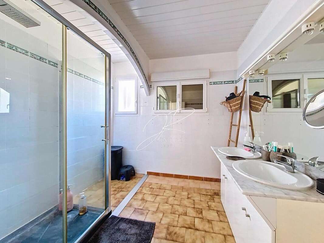 Photo 8 - Maison à SAUVIAN