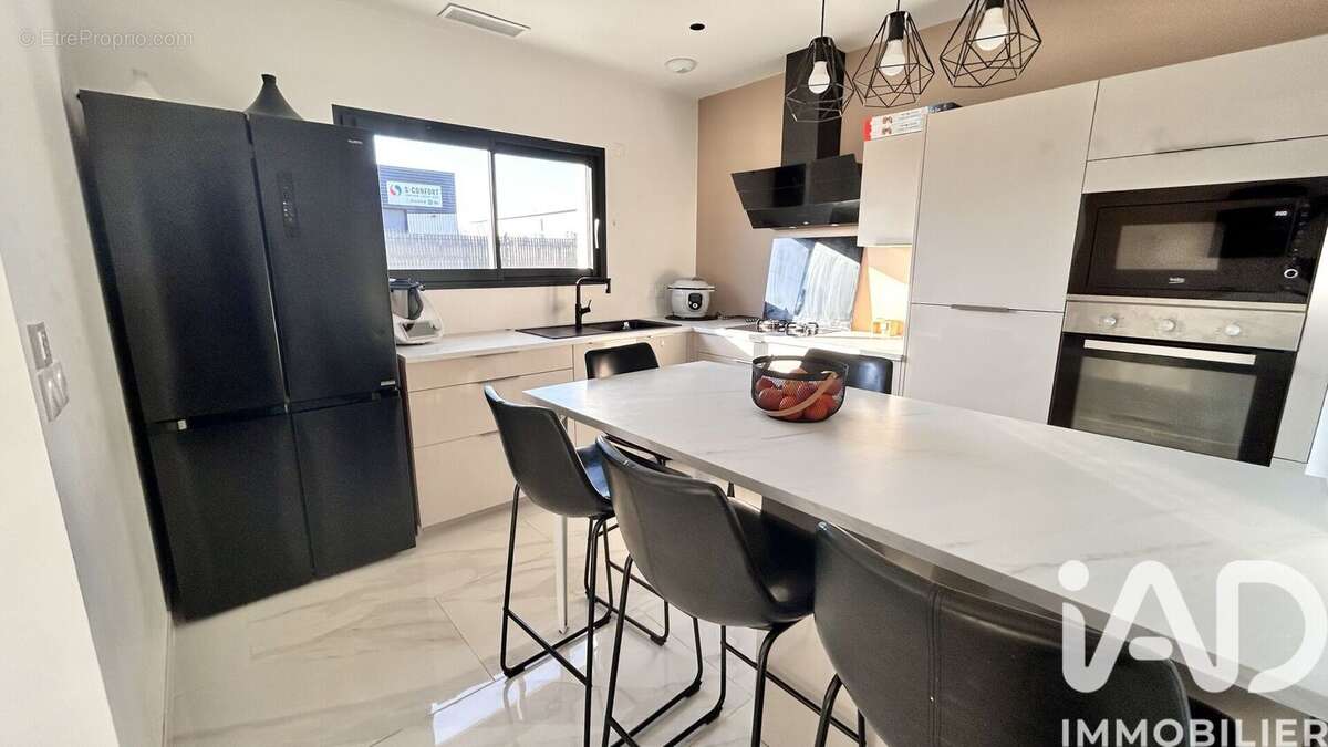 Photo 8 - Maison à MONTUSSAN