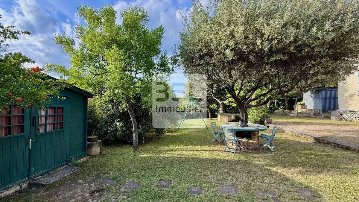 Maison à BAGNOLS-SUR-CEZE