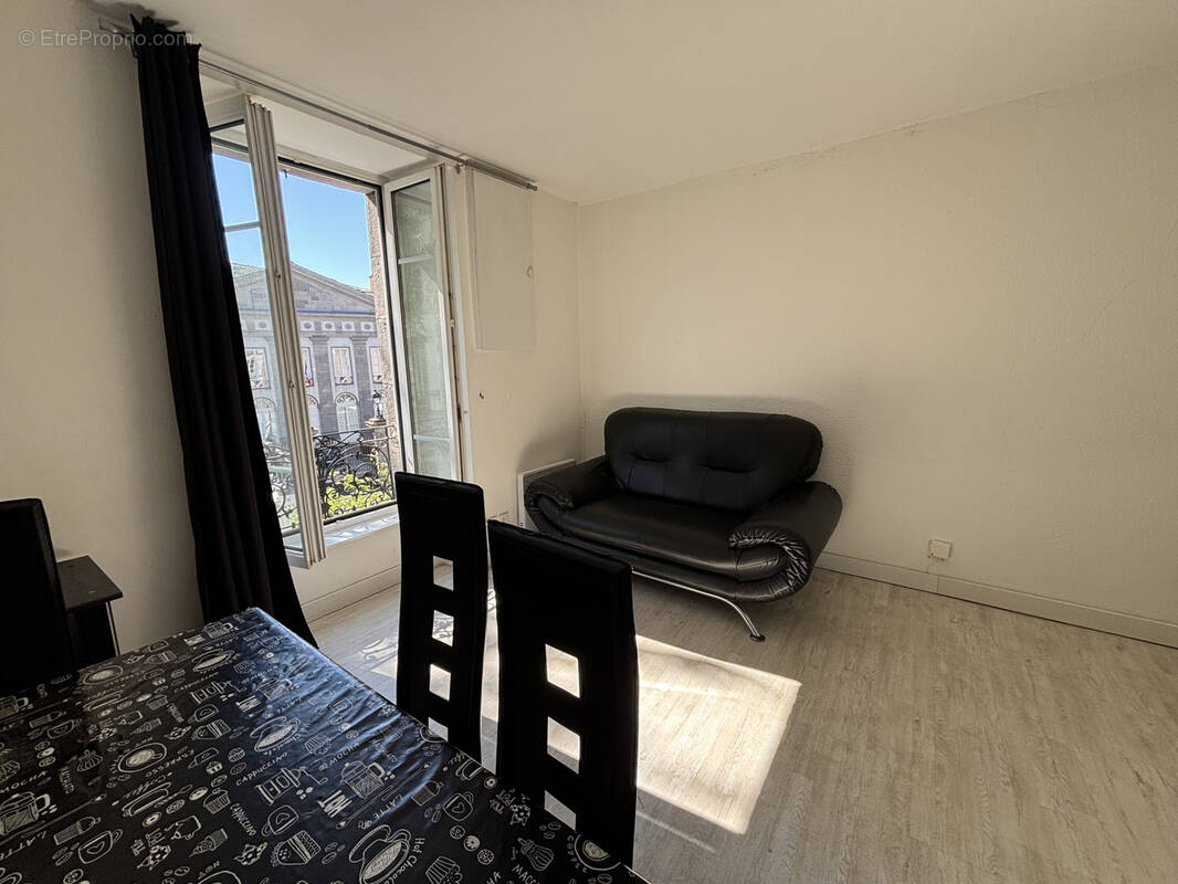 Appartement à AURILLAC