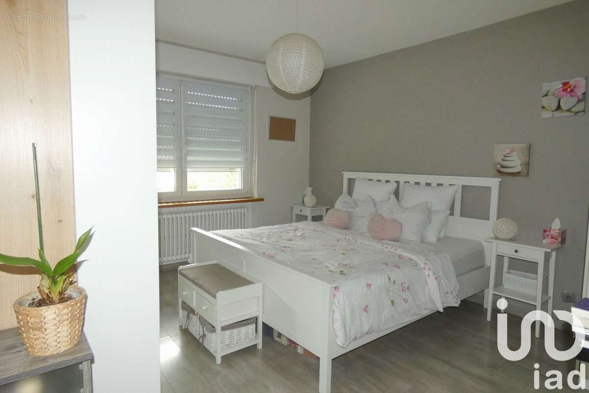 Maison 137 m² à Hegenheim  - photo 9