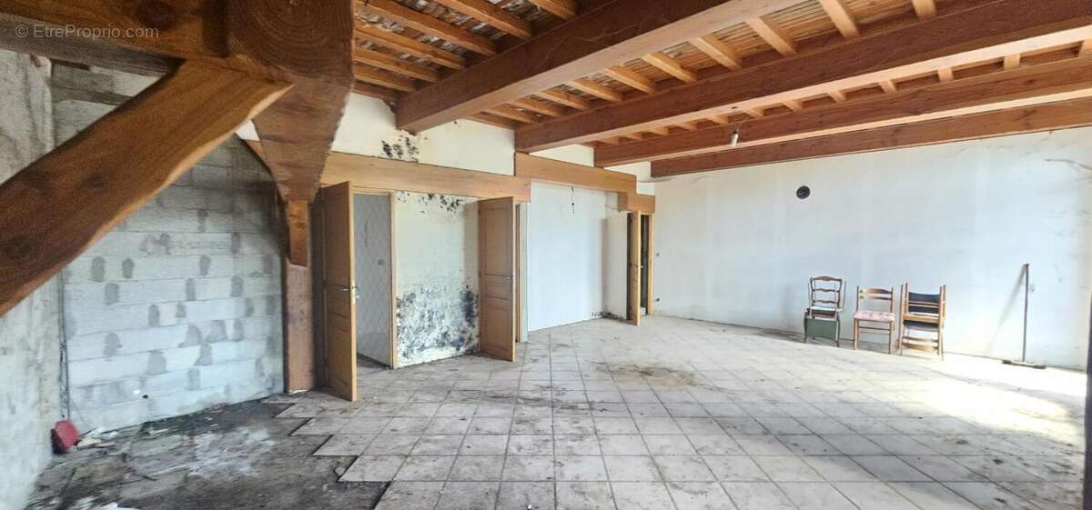 Maison à AZOLETTE