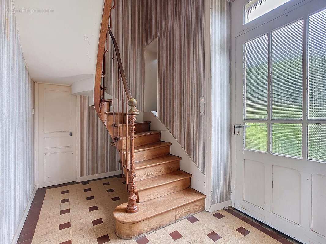 Maison à VILLERS-BOCAGE