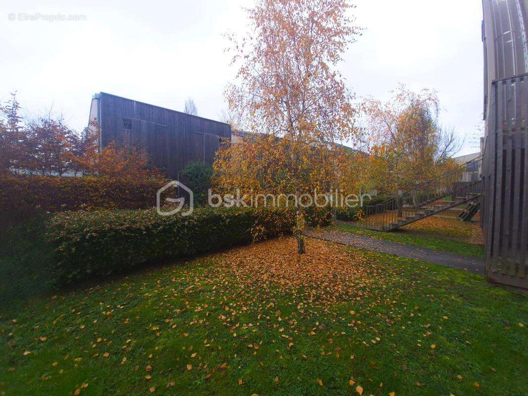 Appartement à SAINTE-GENEVIEVE-DES-BOIS