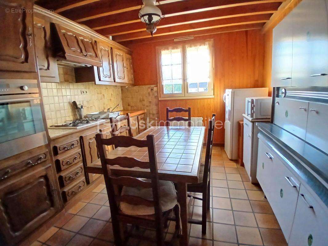 Maison à NEUVY-EN-SULLIAS