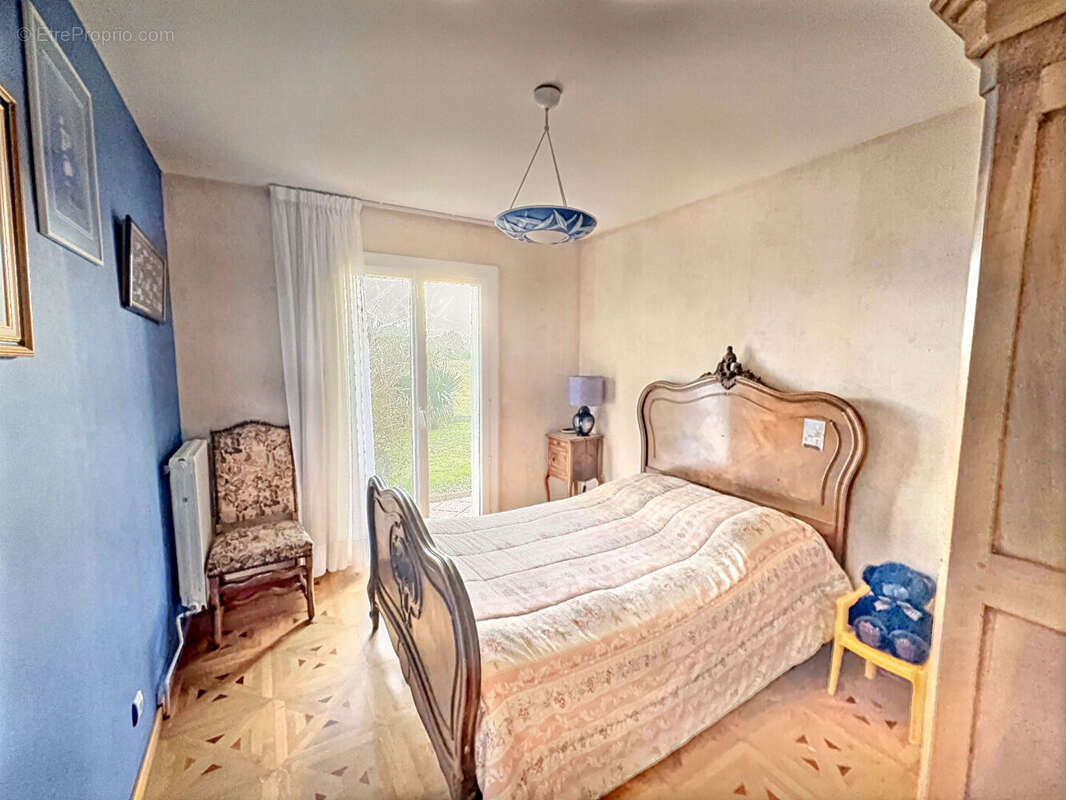 Maison à LE FAUGA