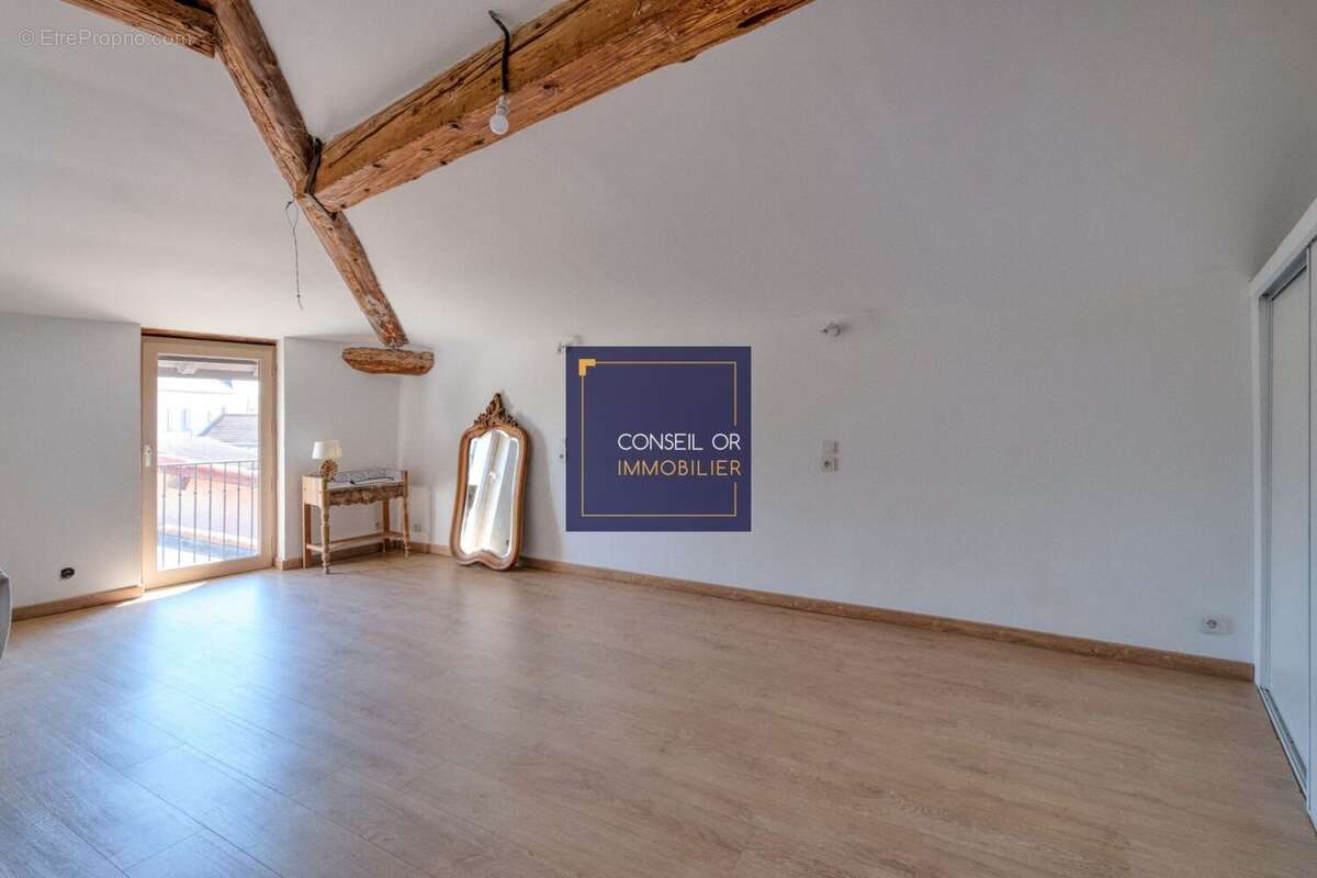 Maison à MILLERY
