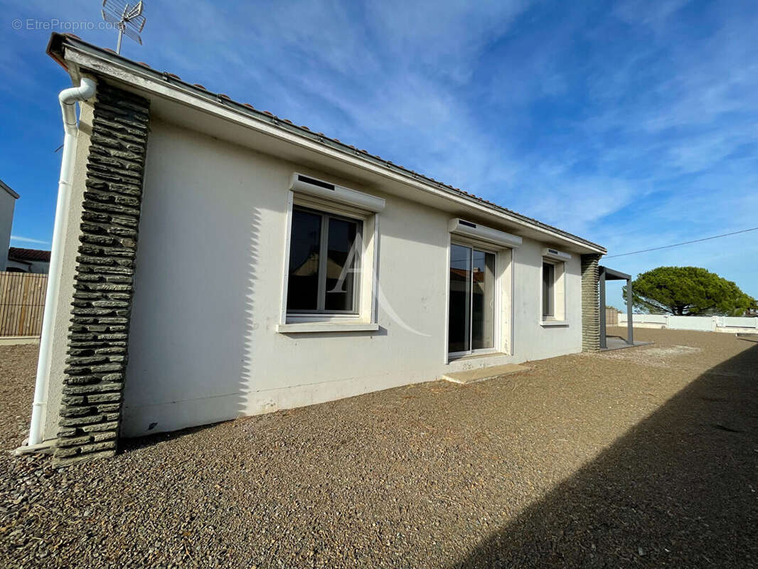 Maison à L&#039;AIGUILLON-SUR-MER