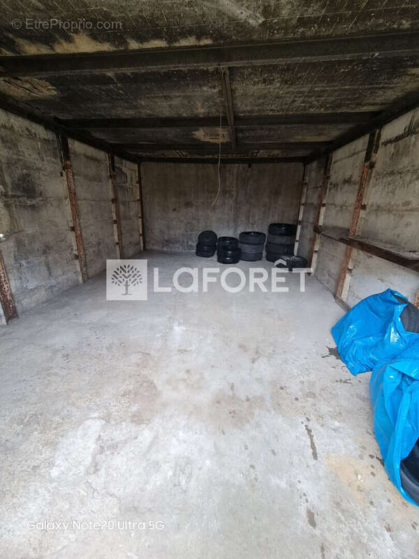 Terrain à AUDUN-LE-TICHE