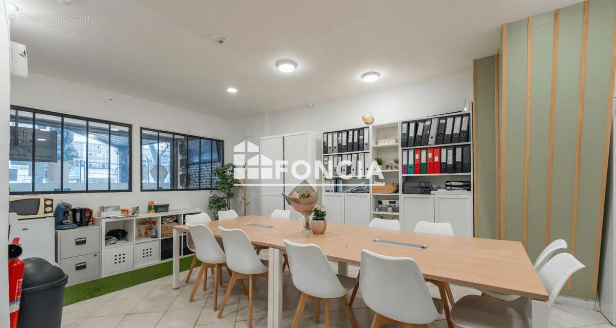 Commerce à NOISY-LE-GRAND