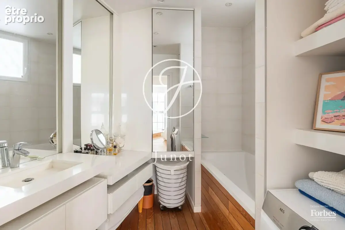 Paris 18e - AVENUE JUNOT - Atelier - 81,87m² Carrez - 1 chambre - photo 20