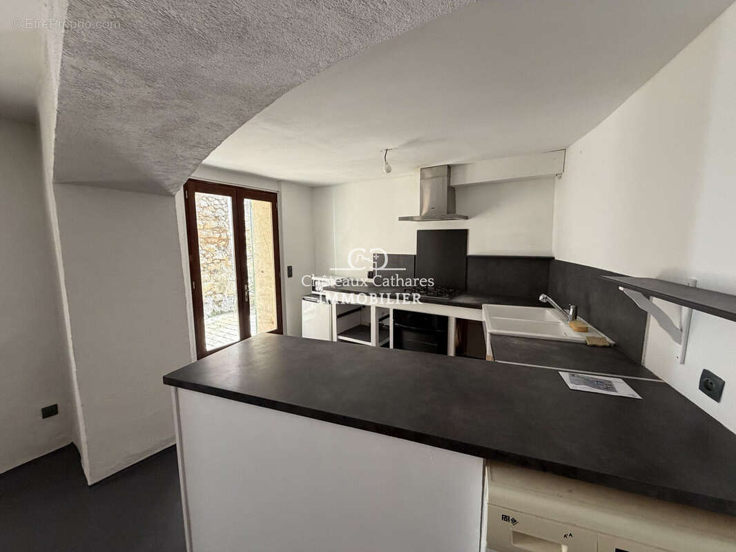 Maison à DUILHAC-SOUS-PEYREPERTUSE