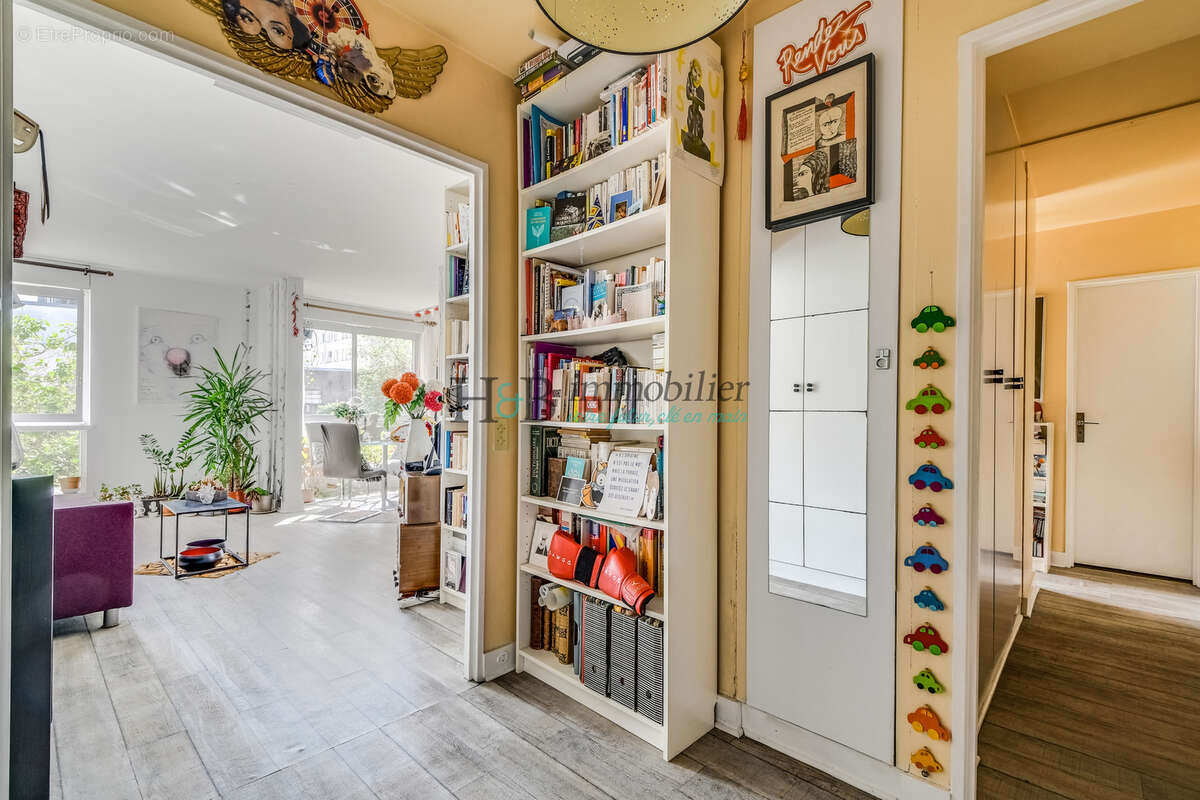 Appartement à PARIS-18E
