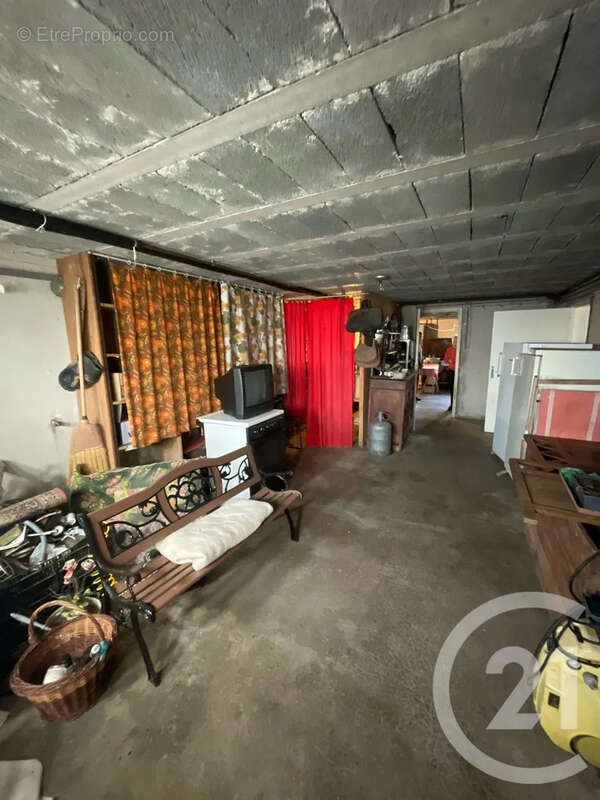 Maison 128 m² à Saint-Aigulin  - photo 11