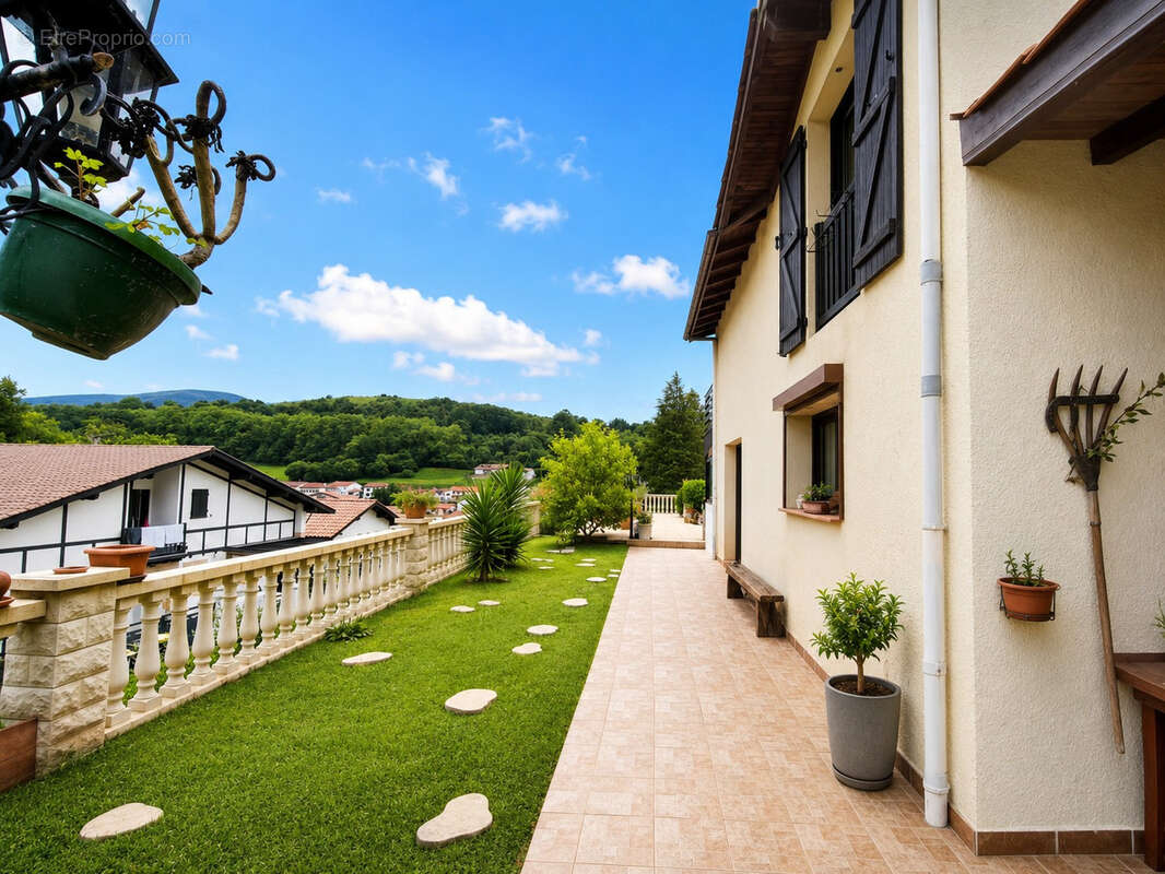 Maison à URRUGNE