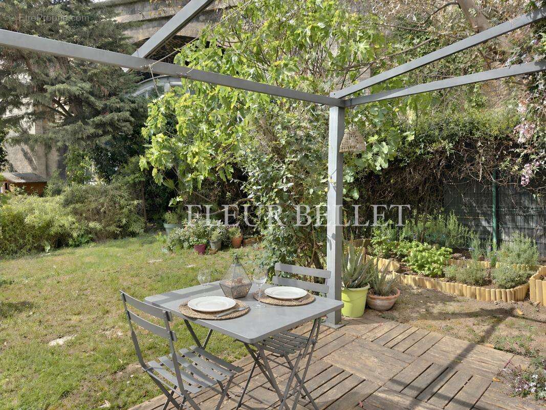 Appartement à ISSY-LES-MOULINEAUX