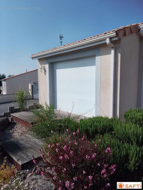 Photo 3 - Maison à SCILLE