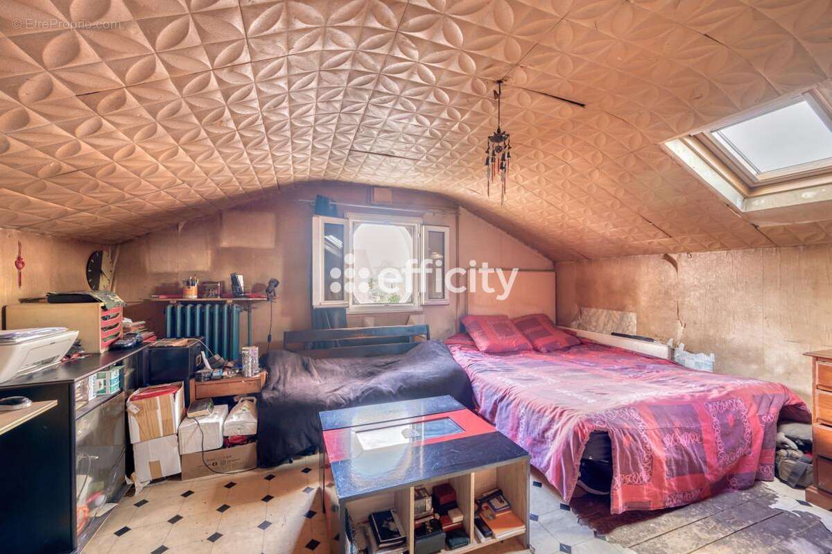 Maison à SAINT-GRATIEN