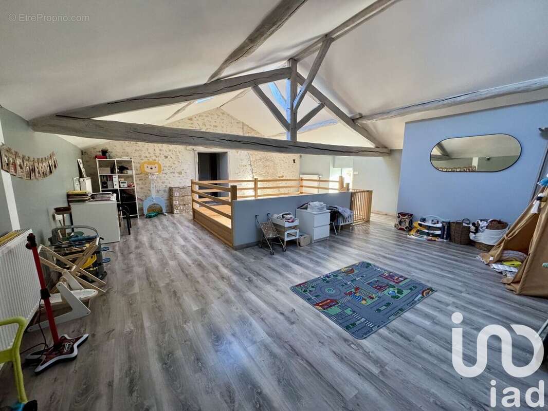 Photo 8 - Maison à CHALANDRAY