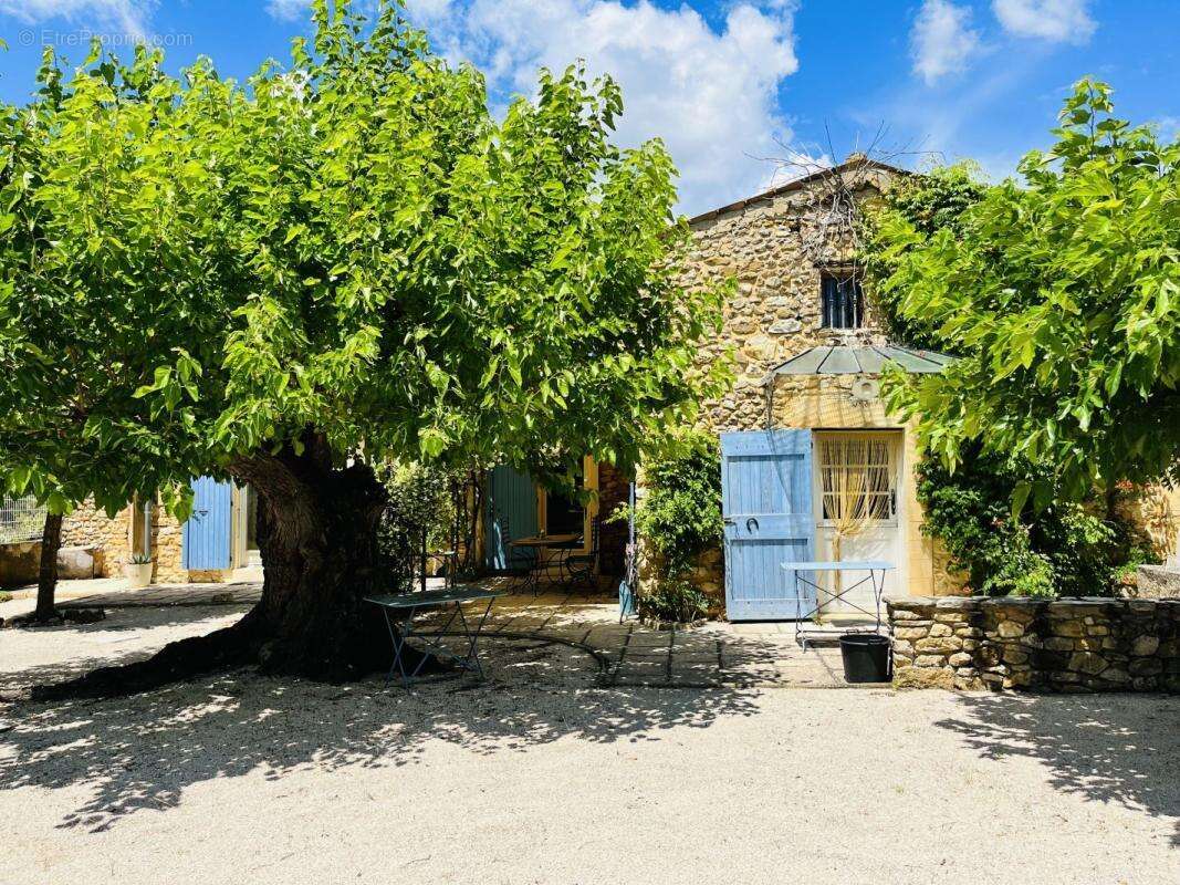 Maison à GOUDARGUES