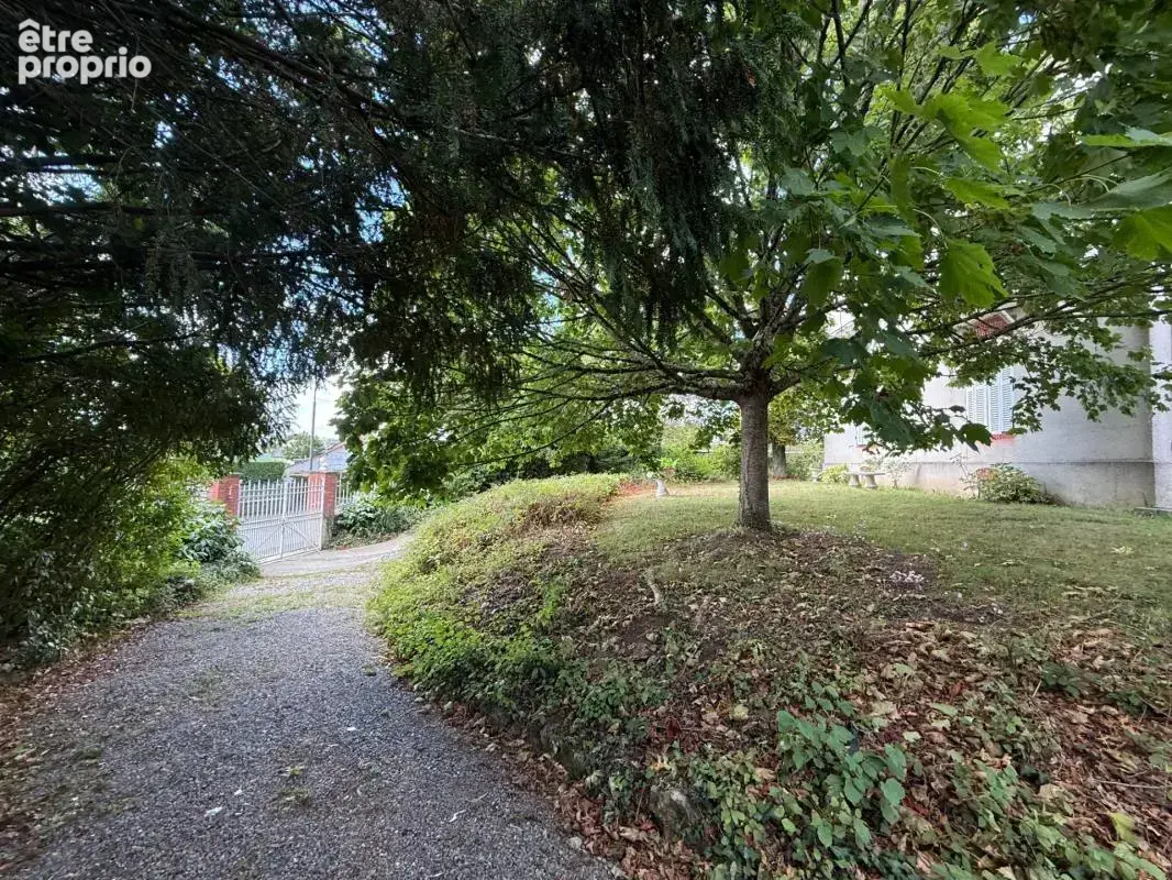 Manoir de 170m² avec son annexe de 50m² et ses dépendances sur terrain de 3 423m² 244 000 € - photo 54