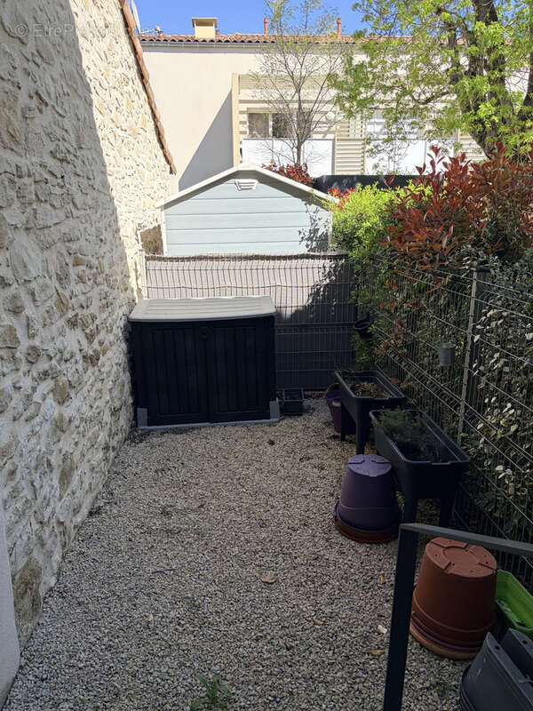 Appartement à L'ISLE-SUR-LA-SORGUE