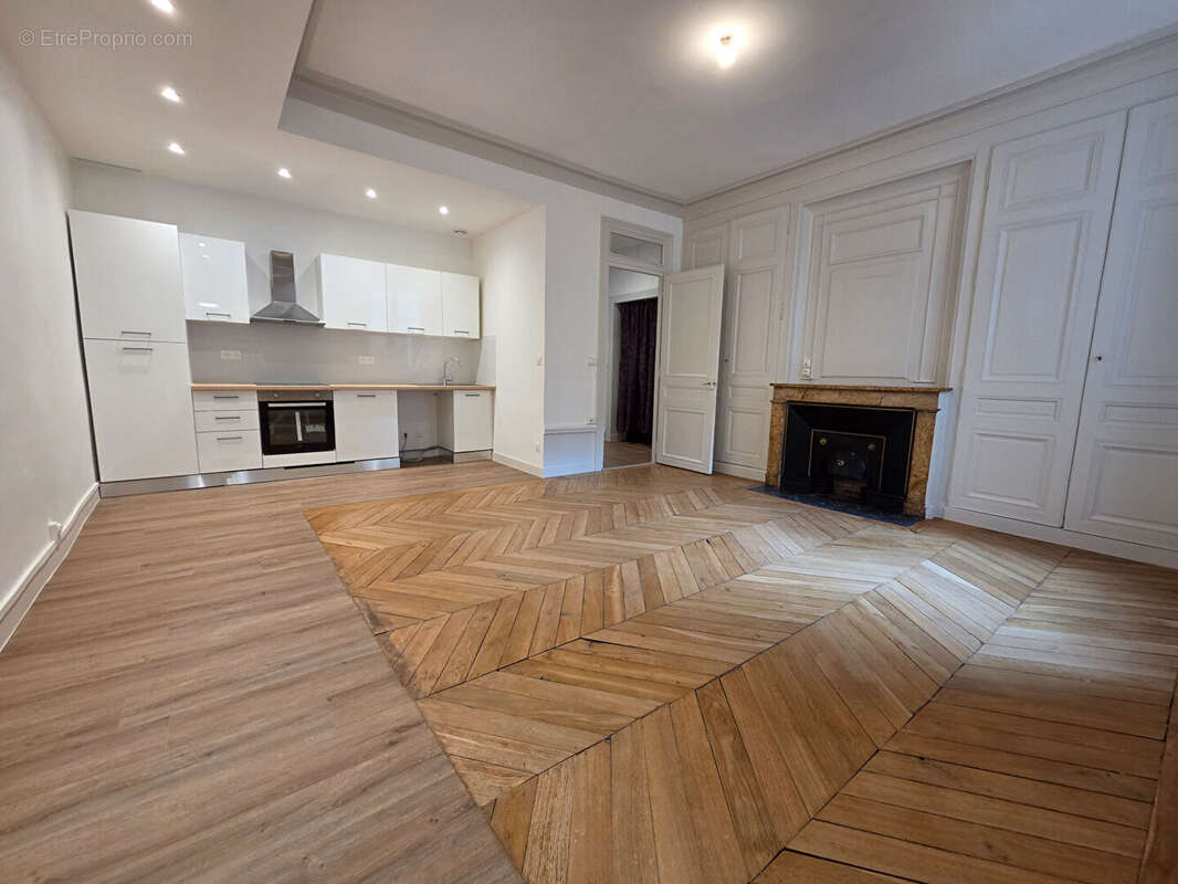 Appartement à LYON-2E