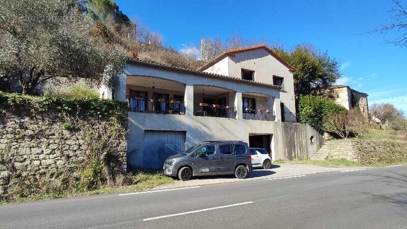 Maison à MOLIERES-CAVAILLAC