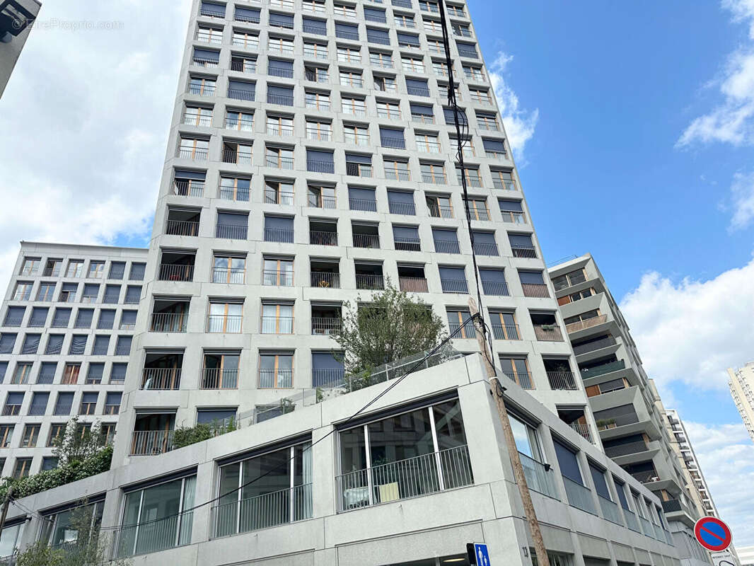 Appartement à PARIS-18E