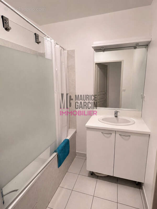 Appartement à LE PONTET