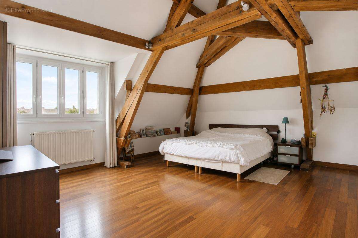 Maison à COLOMBES