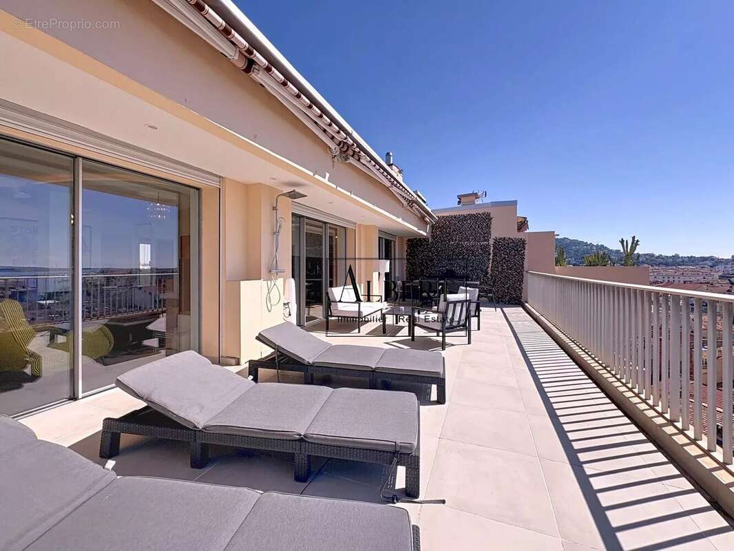 Appartement à CANNES