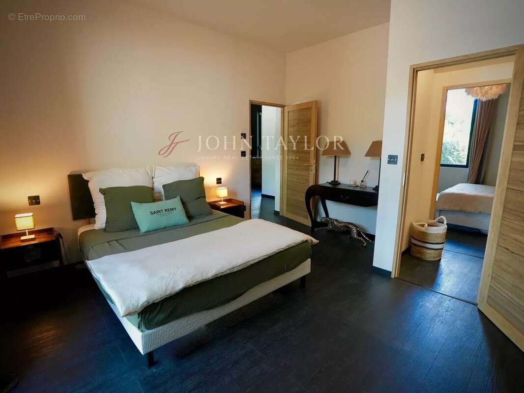 Exclusivité - maison renovée  maillane - photo 15