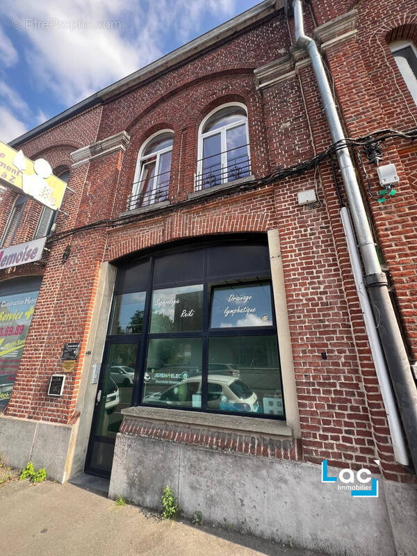 Commerce à HEM