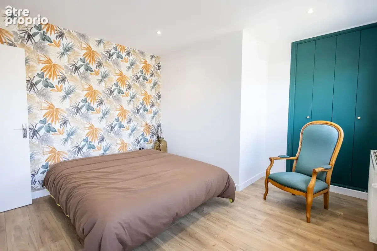Maison 118 m² à Saint-Denis-De-L'hotel  - photo 5