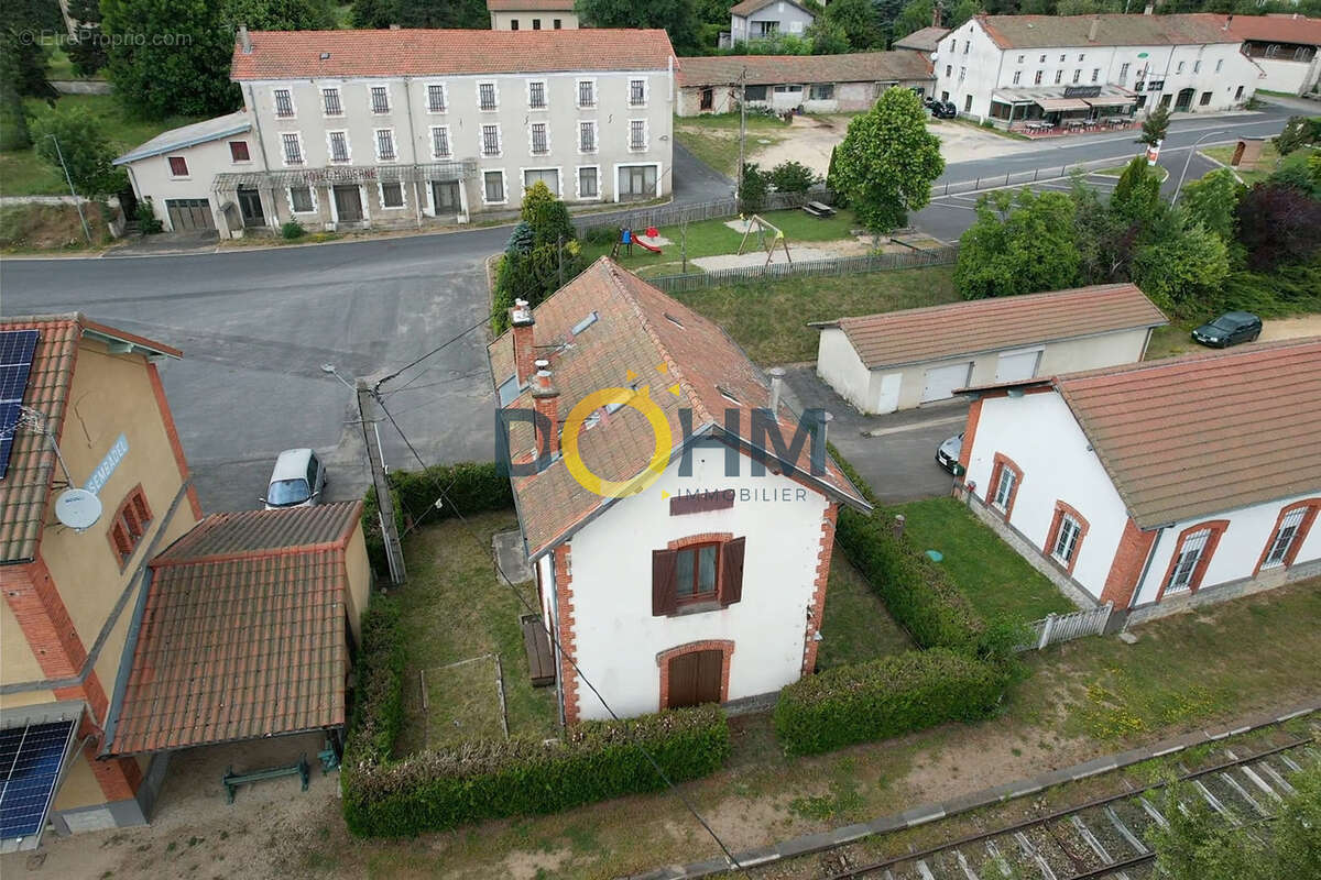 Maison de gare habitable de suite avec terrain - photo 12