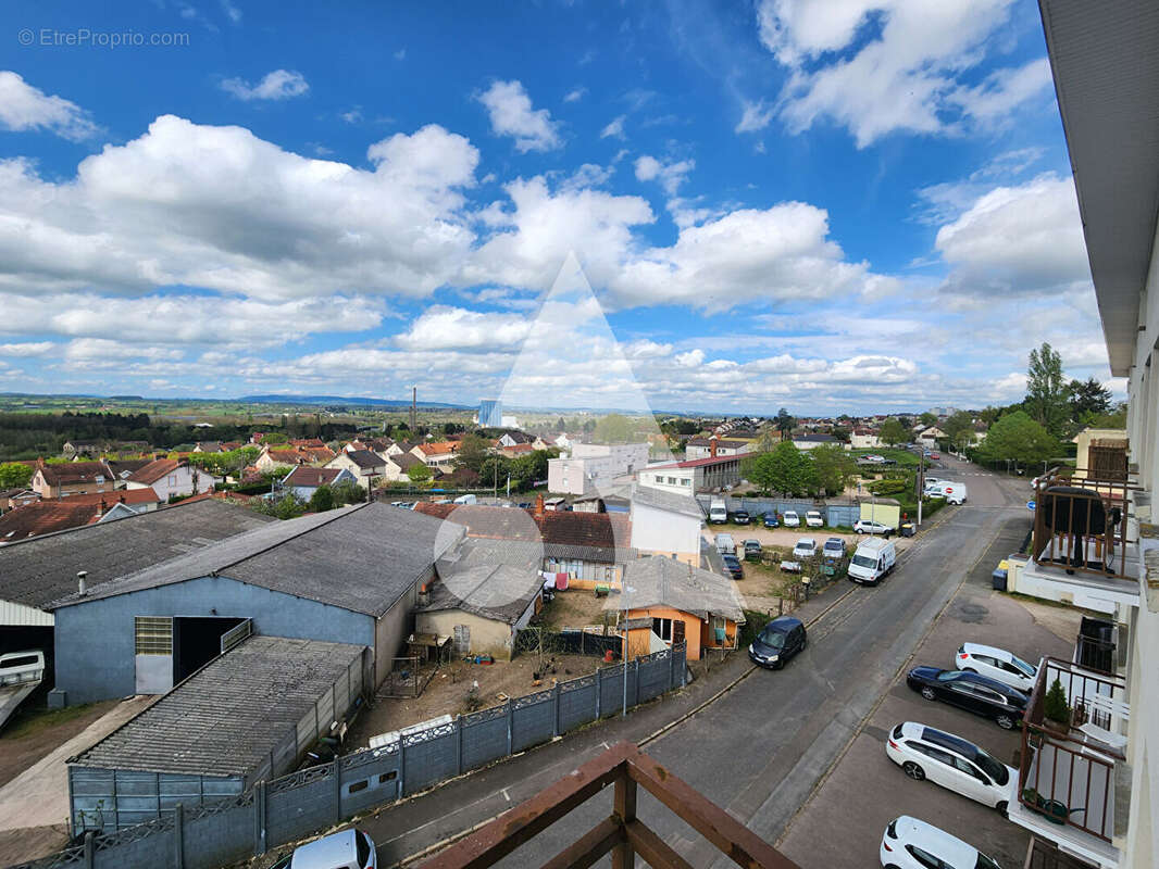 Appartement à MONTCEAU-LES-MINES