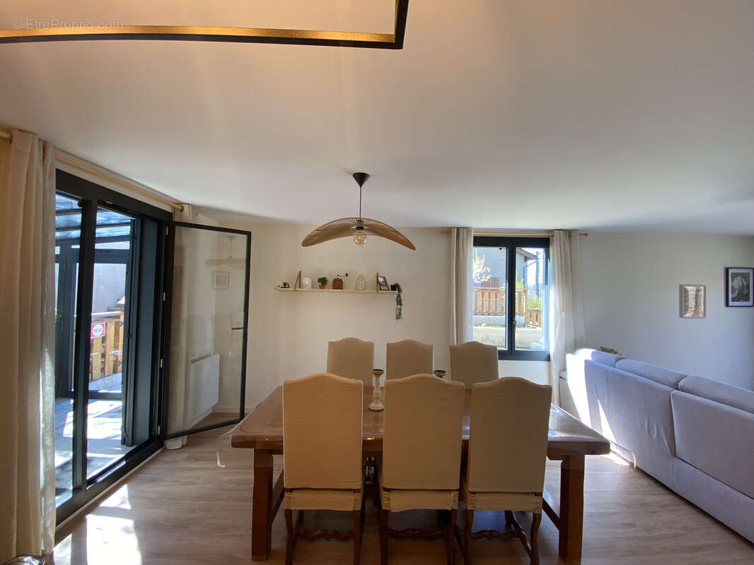 ANGOUSTRINE - Magnifique maison 3 faces sans travaux - photo 6