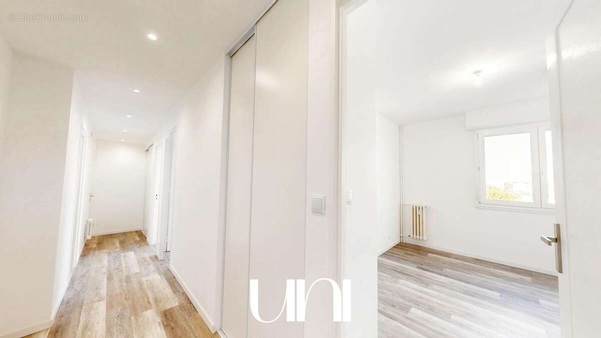 Appartement à MONDEVILLE