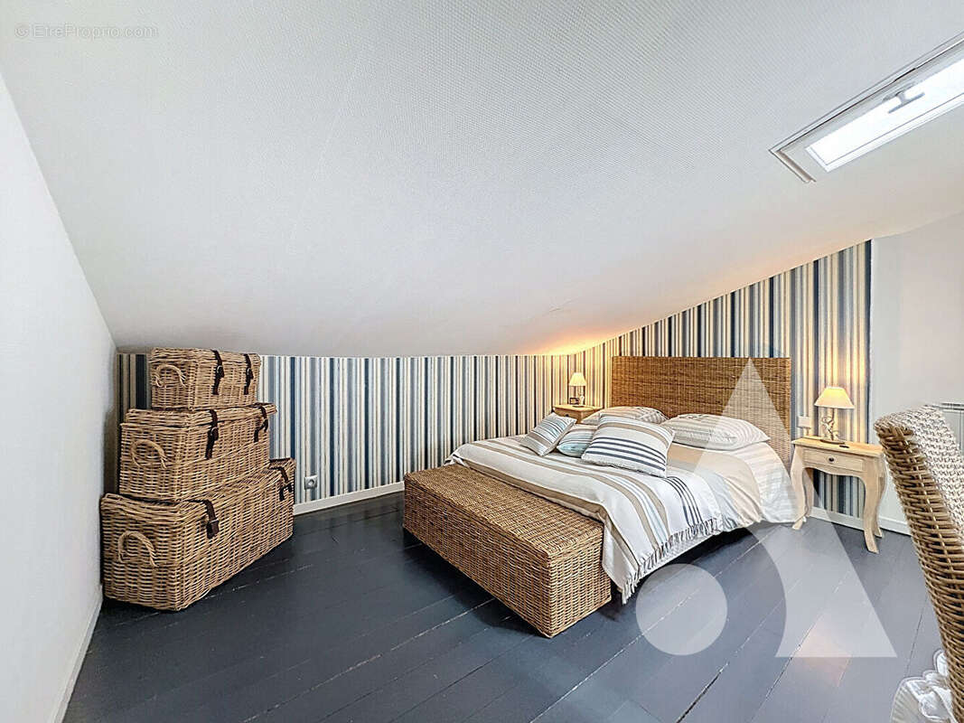 Maison à LE CANNET-DES-MAURES