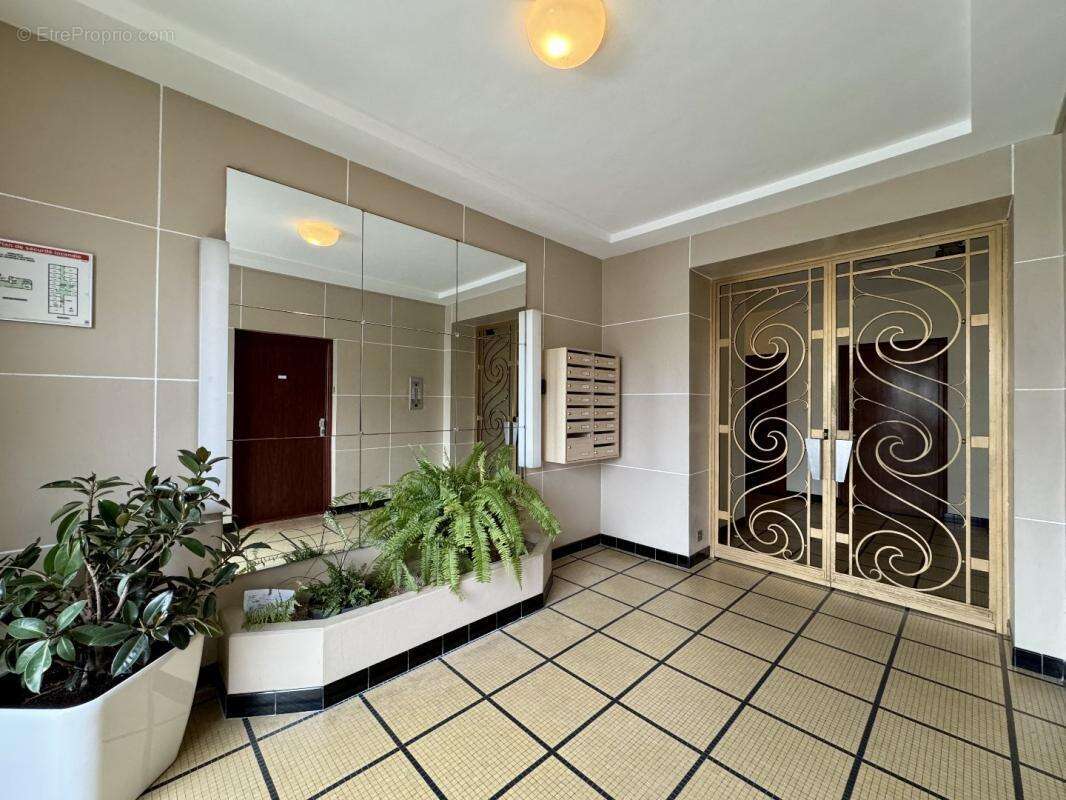 Appartement à ASNIERES-SUR-SEINE