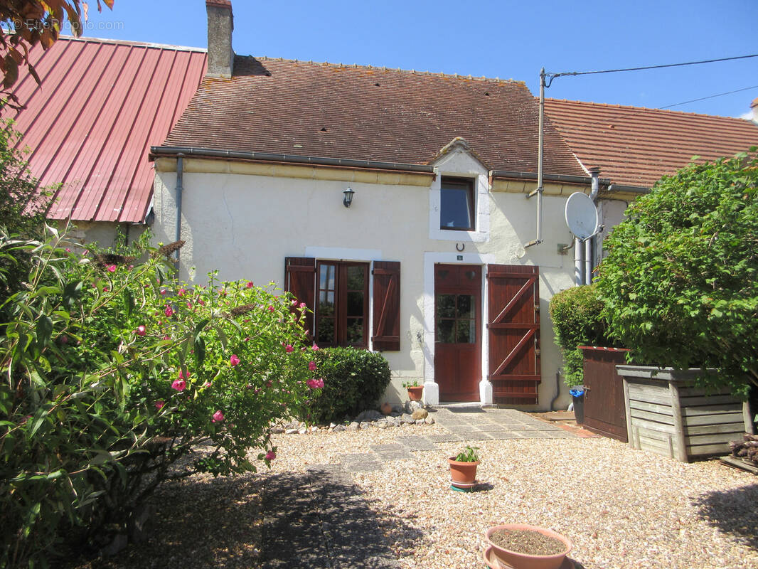 Maison à OULCHES