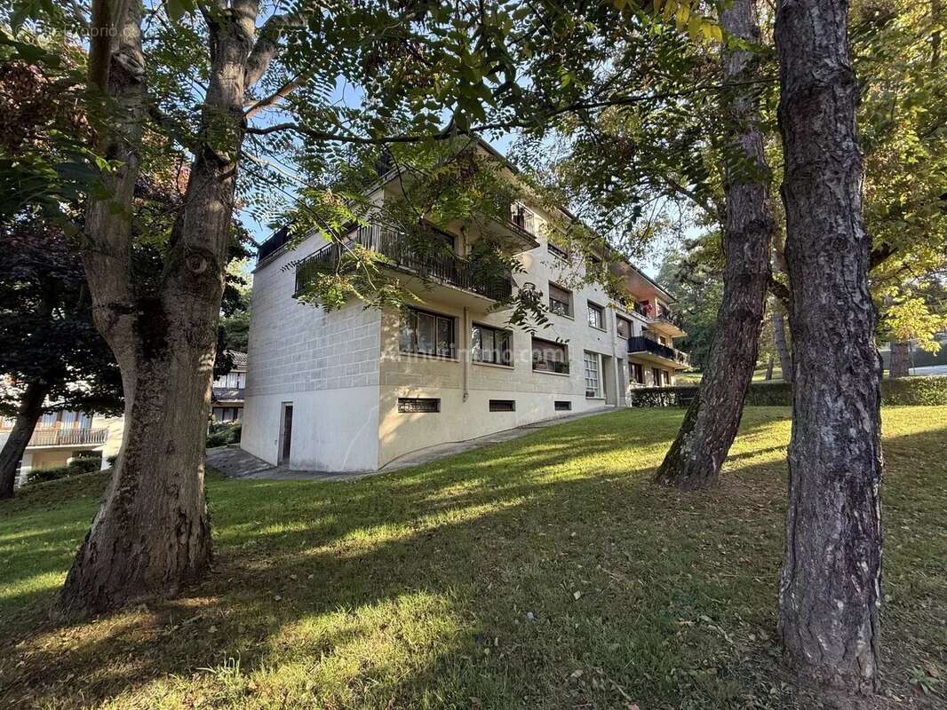 Appartement à ETIOLLES