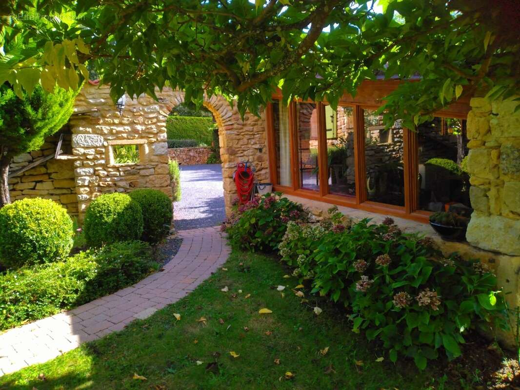 Maison 125 m² à Marquay  - photo 298