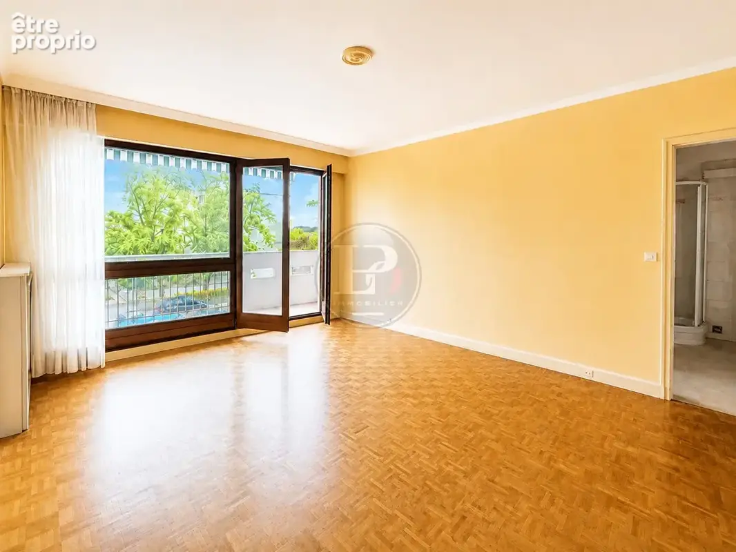Appartement 56 m² Le Pecq Saint-Wandrille avec terrasse, cave et double box - photo 2