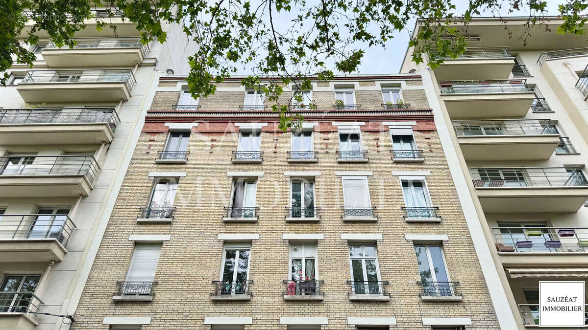 Appartement à MONTROUGE