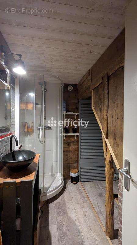 Maison à SAINT-REMY-SUR-DUROLLE