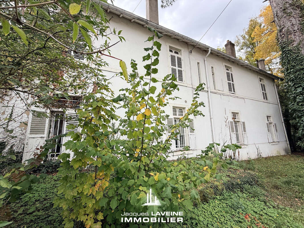 Maison à PAGNY-SUR-MOSELLE