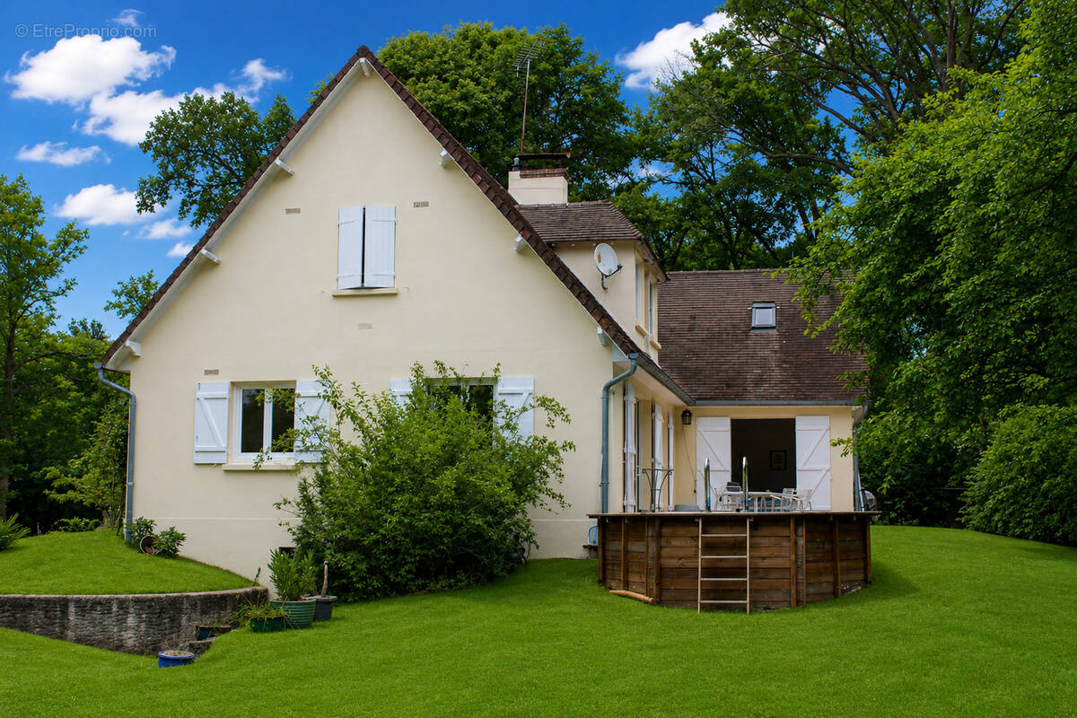 Maison à LAMORLAYE